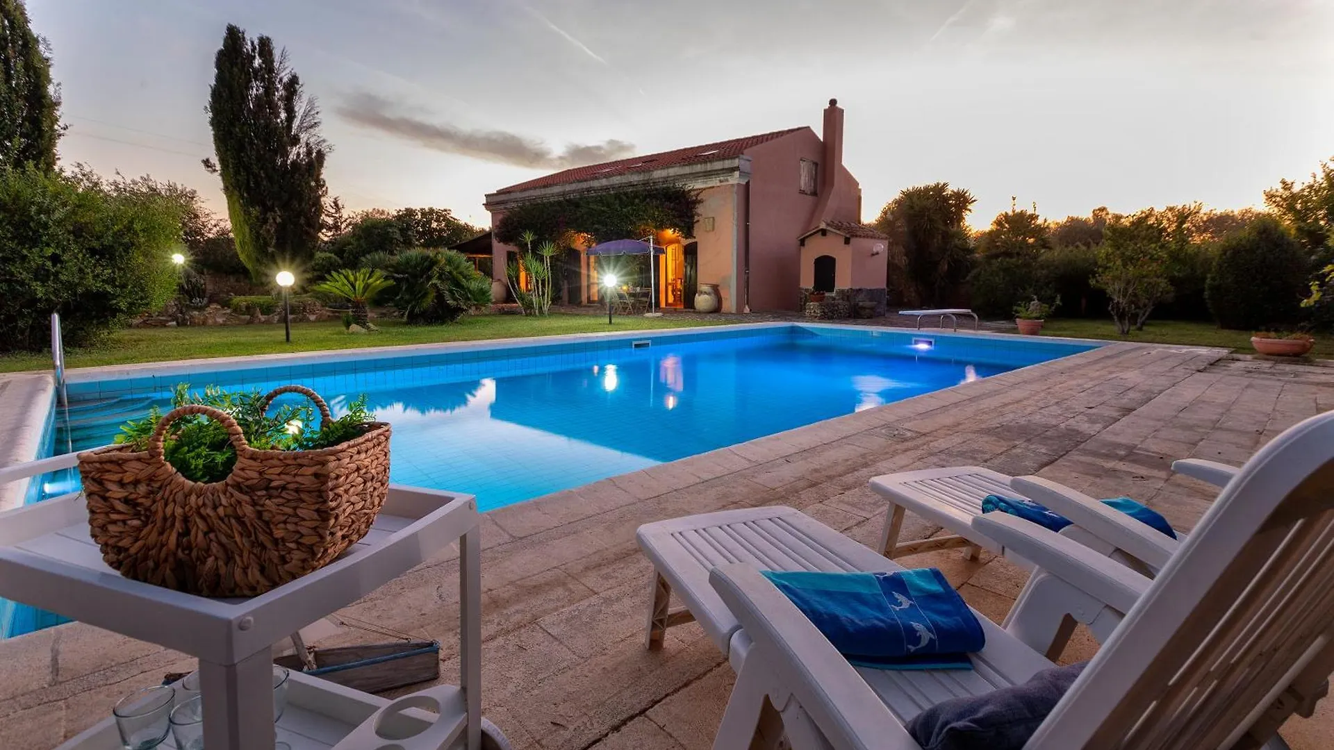 Sardinia Re - Villa Donna Beatrice Alghero